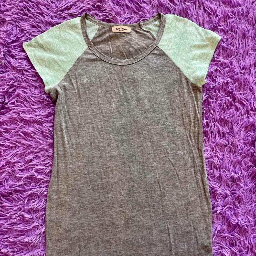 Full Moon Maternity (Stitch Fix) Top